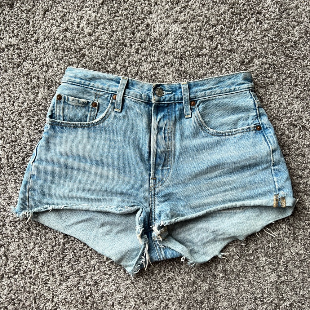 levi’s 501 jean shorts